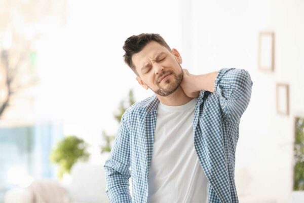 Ozonoterapia per curare l'ernia cervicale a Lugano